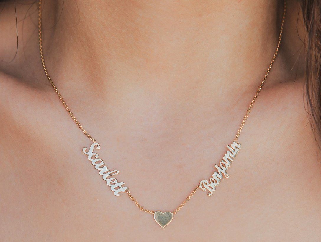 Collana con Nomi Incisi Cuore Oro Argento