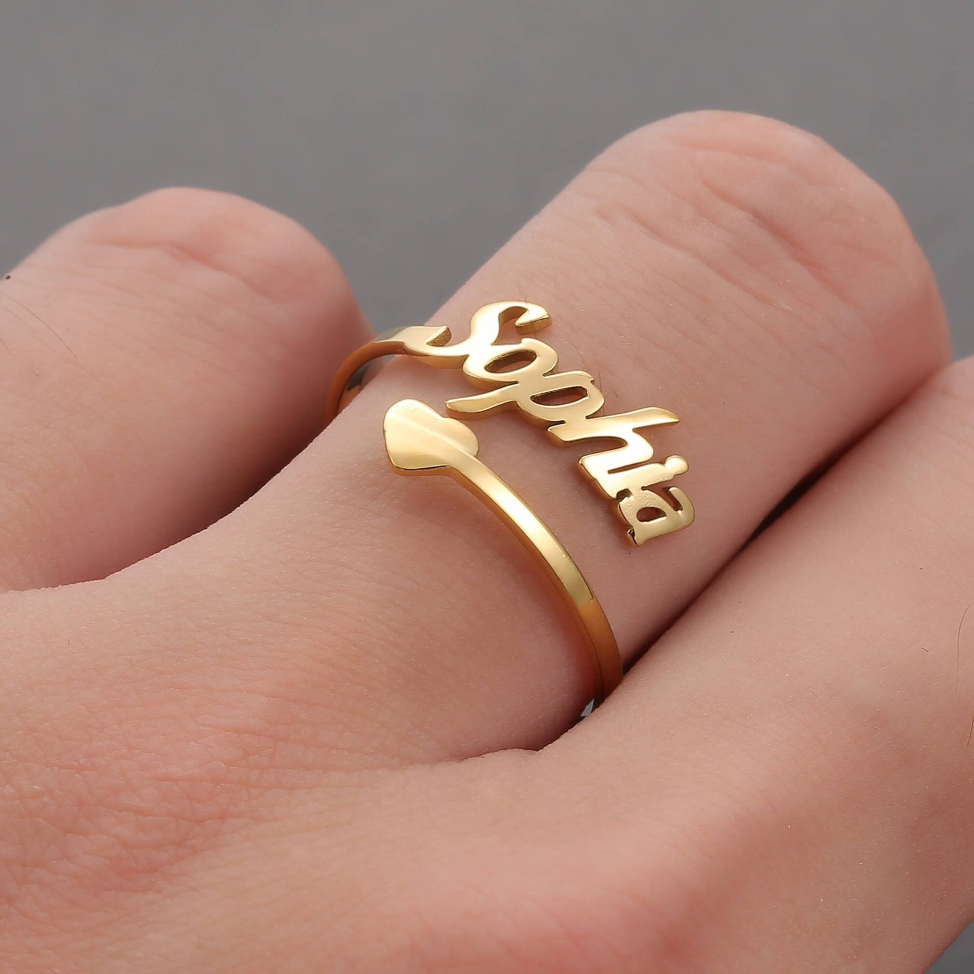 anello personalizzato con nome in acciaio inossidabile