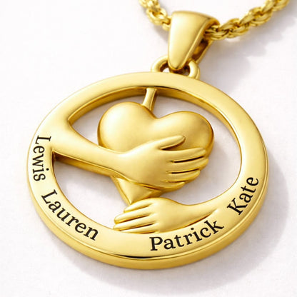 collana cuore abbracciante personalizzabile con incisione