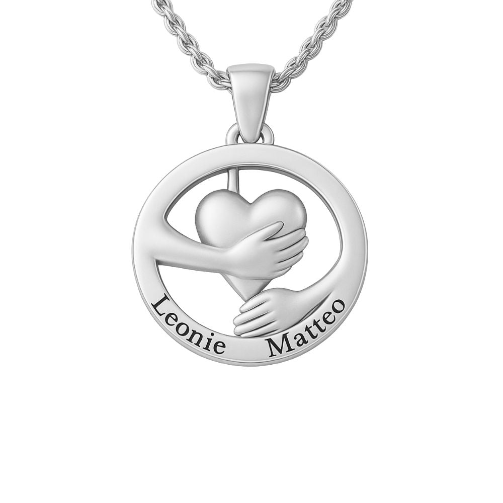 collana cuore abbracciante personalizzabile con incisione
