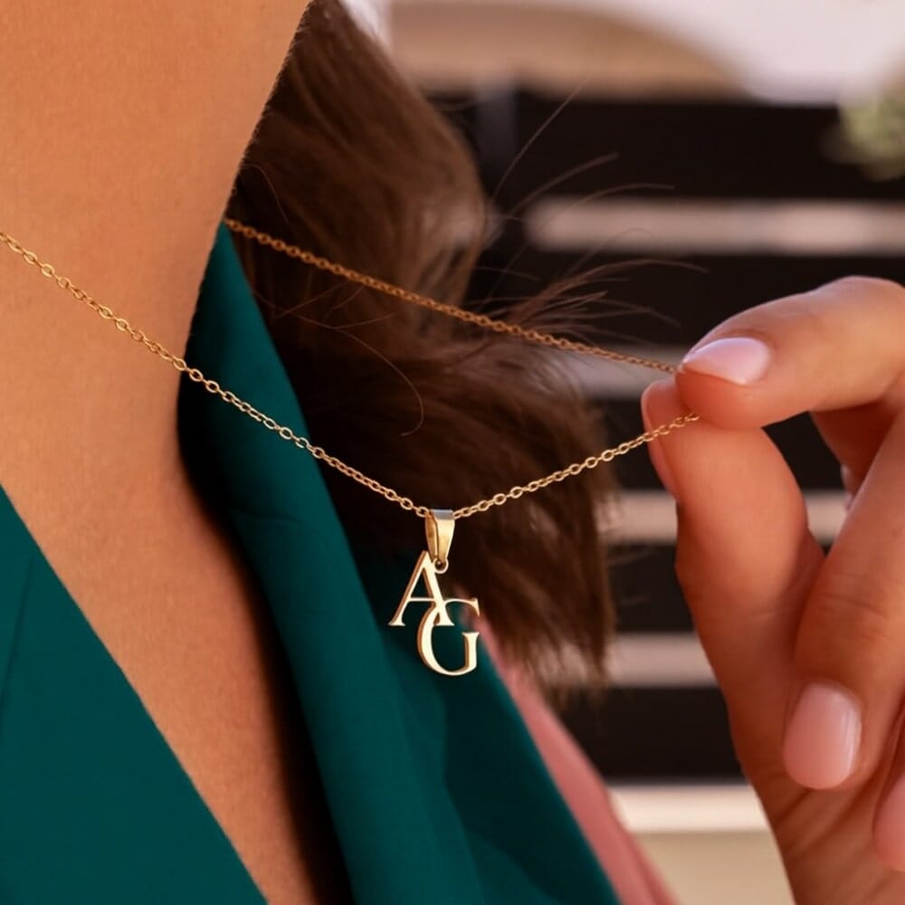 collana monogramma personalizzato iniziali intrecciate