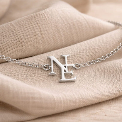 set collana e bracciale con iniziali intrecciate personalizzabili